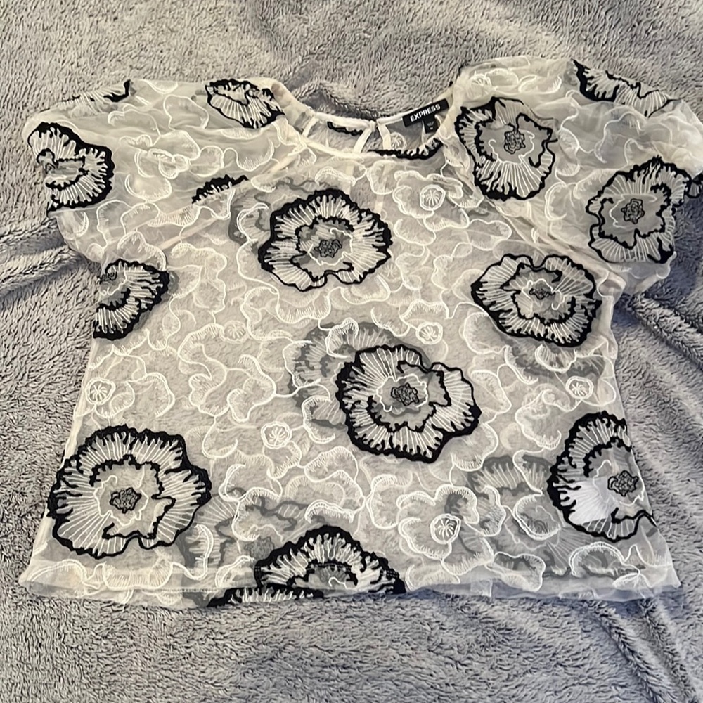Floral top